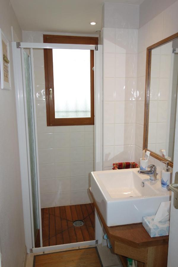 Maison Sur La Colline Cheminee Wifi Proche Thermes Aubin  Buitenkant foto